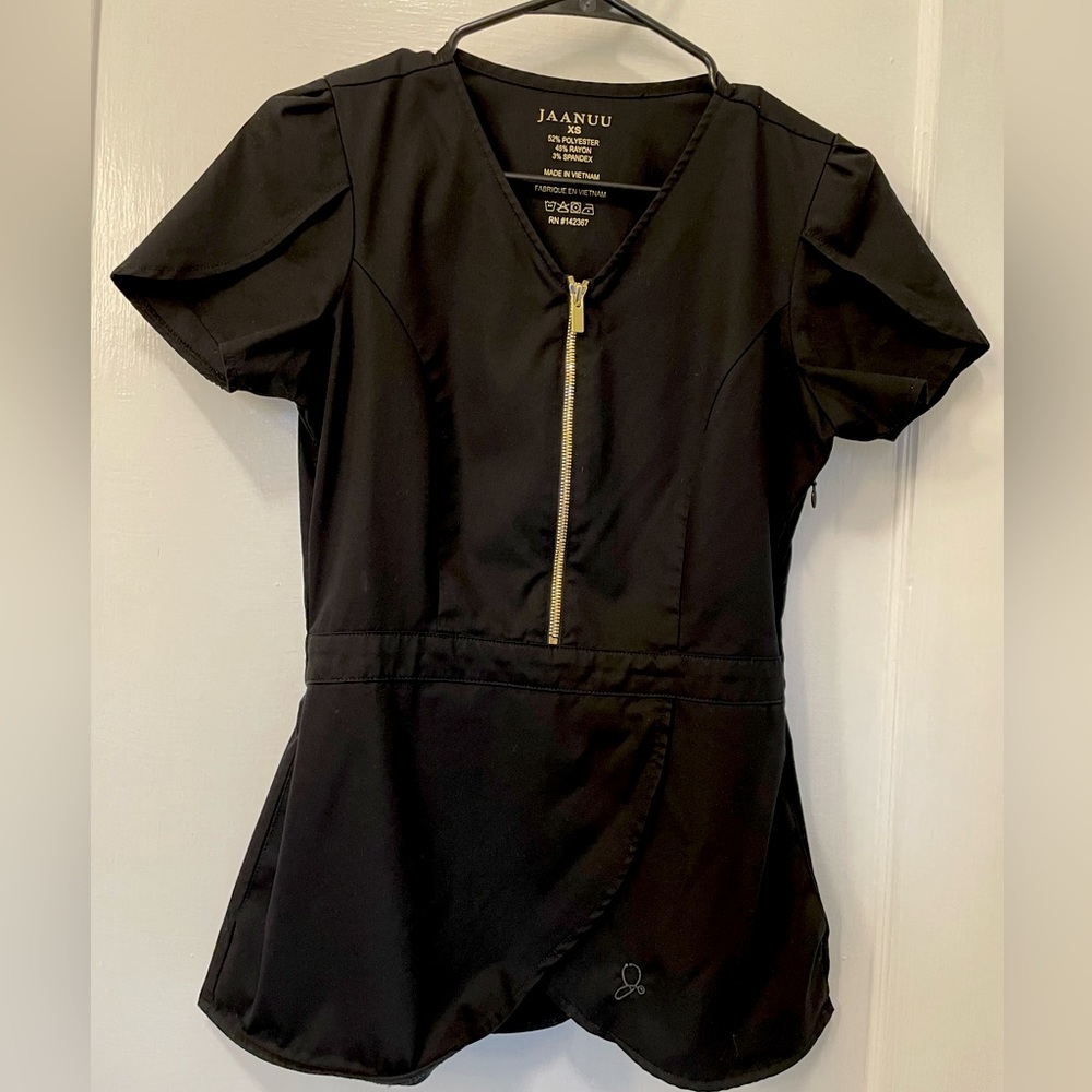 Jaanuu Signature Tulip Scrub Top Black Gold Zip